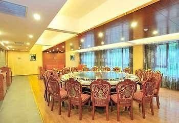 Luanchuan Re-Channel Ferry Lake Hotel Gucheng  Exterior foto